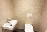 PROVISIONSFREI - ERSTBEZUG - Luxus pur! Große Dachgeschossmaisonette mit Dachterrasse, Pool und Deckenkühlung in RUHELAGE!