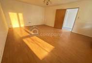 Gepflegtes Einfamilienhaus mit 150 m², Garten & Carport in Groß-Schweinbarth – € 360.000