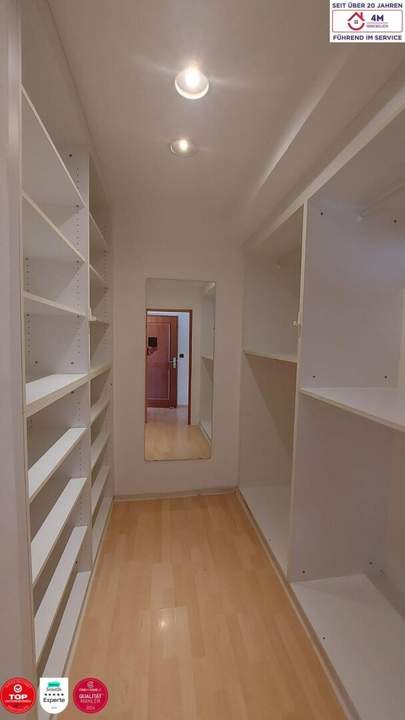 Großzügige 4-Zimmer-Altbauwohnung mit Grünblick – ruhig wohnen, bestens angebunden