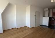 Lichtdurchflutete 3-Zimmer-Wohnung mit neuem Parkettboden, Grünblick und Garage