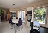 Tolles Zweifamilienhaus mit Einliegerwohnung, sonniger Terrasse, Keller, Doppelgarage und Pool!