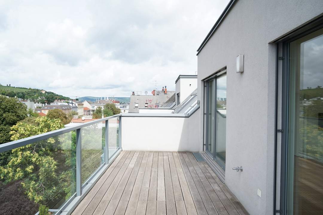 Schöne Dachterrassenwohnung mit Fernblick