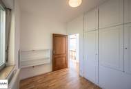 Erstbezug nach Sanierung: Großes Einfamilienhaus in einzigartiger Lage mit Weitblick und vielen Zimmern, Blick ins Grüne und in absoluter Ruhelage