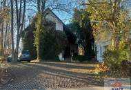 Wunderschöne Liegenschaft mit Nebengebäude