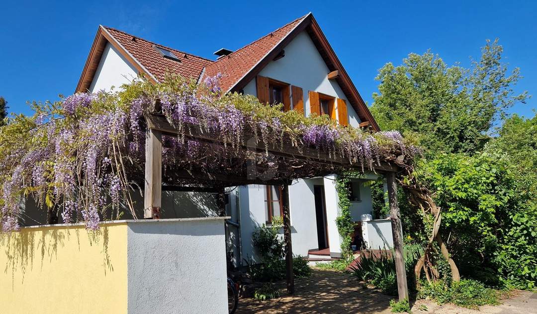 Preisreduktion! WOHLFÜHL-ZUHAUSE IN NATURNAHEM GARTENPARADIES