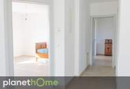 Attraktives Einfamilienhaus im Bauhaus-Stil auf einem großen, naturbelassenen Grundstück