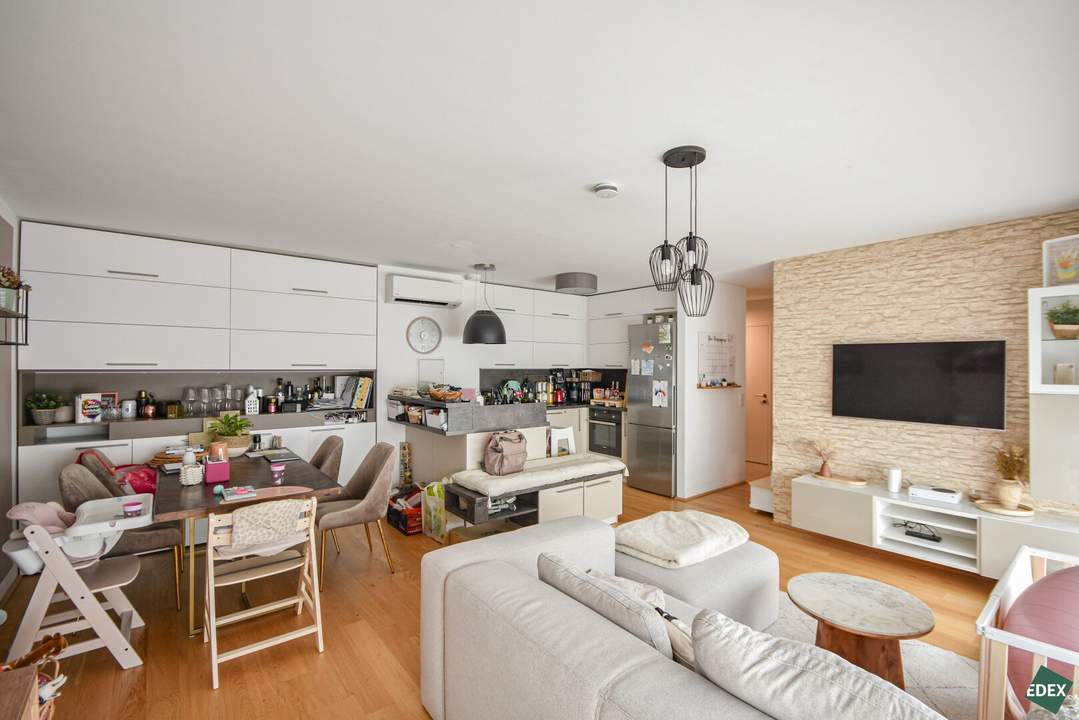 Moderne 4-Zimmer-Wohnung mit Klimaanlage und Balkon unweit Liesing S