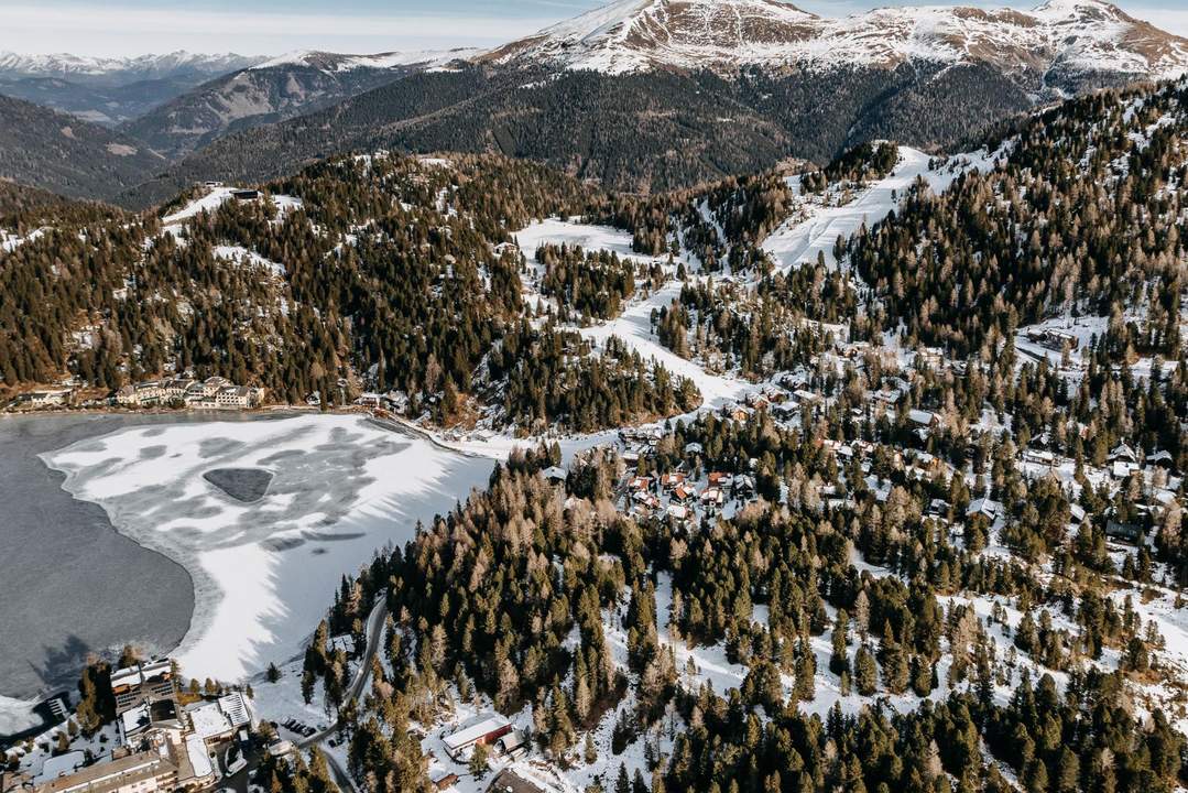 Die Krone der Alpen – 14.000 m² erstklassiges Land auf 1.850 m Höhe mit Panoramablick auf See und Berge!