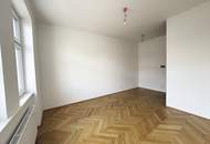 Erstbezug nach Sanierung - Moderne 1 Zimmer Wohnung im Altbau