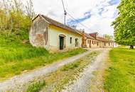 Weinviertler Charme: Presshaus mit großzügigem Weinkeller – Modernisierungschance!