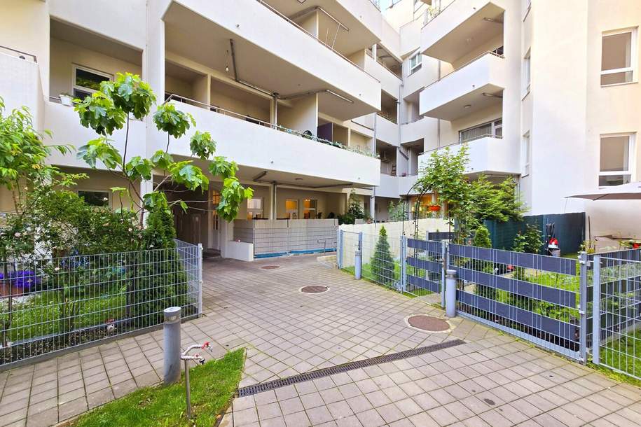 Die Gelegenheit! Entzückende Altbauwohnung mit hofseitiger Terrasse bzw. Garten + Saniertes Altbauhaus mit großem Innenhof + Beste Infrastrukur und Anbindung! Jetzt zugreifen!, Wohnung-kauf, 259.000,€, 1150 Wien 15., Rudolfsheim-Fünfhaus