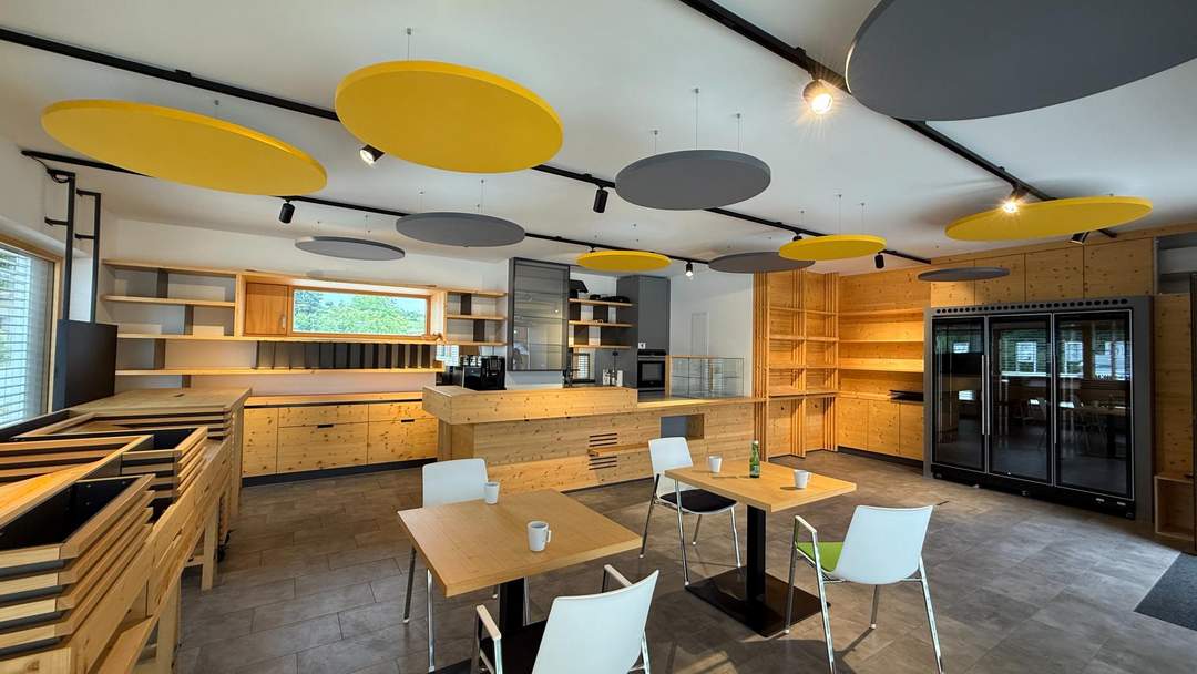 Provisionfrei - MIETE: ehemaliger "Berglerladen" neben Gemeindeamt Burgbauberg