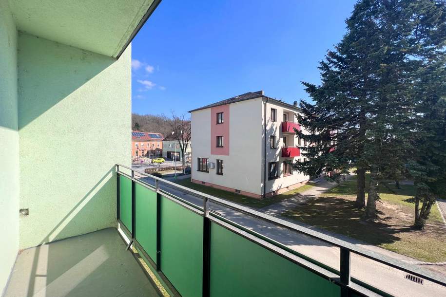Zentrumswohnung mit Sonnenloggia, Wohnung-miete, 750,00,€, 2243 Gänserndorf