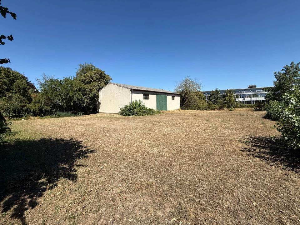 Brandneue Baugrundstücke im Baukerngebiet von Gänserndorf-Stadt – 514 bis 889 m²!