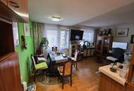 Renovierungsbedürftige 2-3 Zimmer-Wohnung in Schönbrunn Nähe mit Loggia & PKW Stellplatz