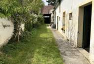 Klingenbach - Gepflegter Streckhof mit uneinsehbaren Grund mit netter Scheune und div. Nebengebäuden!
