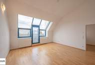 Klimatisierte Dachgeschosswohnung mit sonniger Terrasse &amp; perfekter Anbindung - ab 1.6.26 beziehbar!