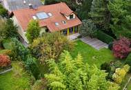 Privatsphäre pur: Einfamilienhaus in uneinsehbarer Lage mit schönem Garten