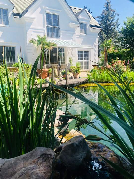 provisionsfrei vom Eigentümer - klimatisiertes Traumhaus mit Lift, uneinsehbarem Garten und Schwimmteich (Provisionsfrei)