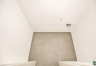Traumhafte 5-Zimmer Altbauwohnung mit Balkon beim Rochusmarkt