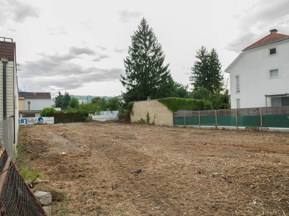 Baugrundstück in Siedlungslage