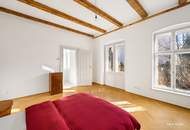 Wo Geschichte lebendig wird - Romantische Villa mit Park