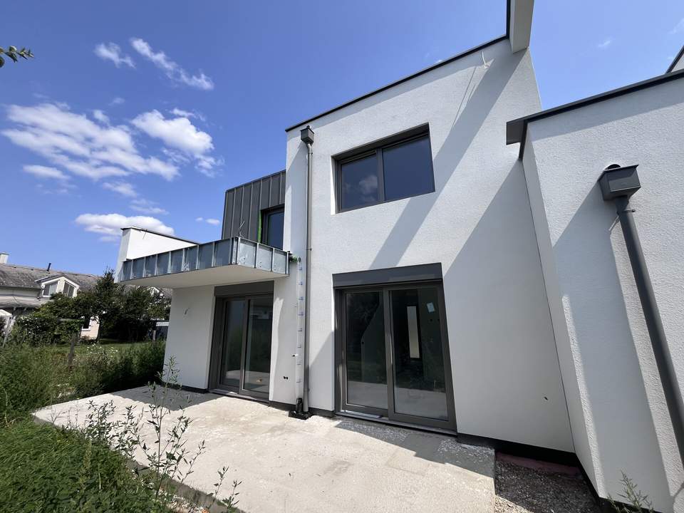 Traumhafte Doppelhaushälfte in Guntramsdorf: Erstbezug mit Garten und 2 Stellplätzen!