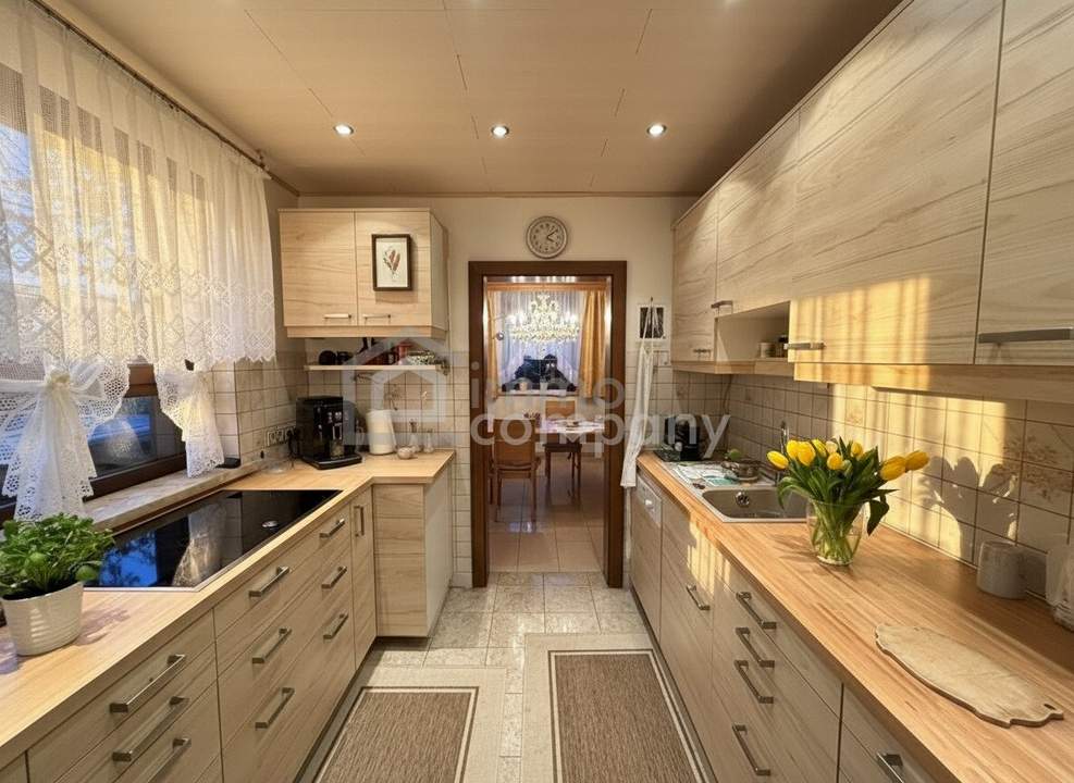 Ihr Einfamilienhaus in 1220 Wien mit großem Garten und Poolhaus