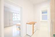 Erstbezug nach Sanierung: Möblierte 2-Zimmer-Wohnung mit Garten