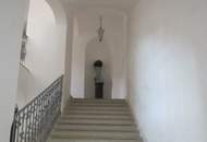 Herrschaftliches Wohnen im Schloss 138 m² 4 Zimmer Warmmiete!