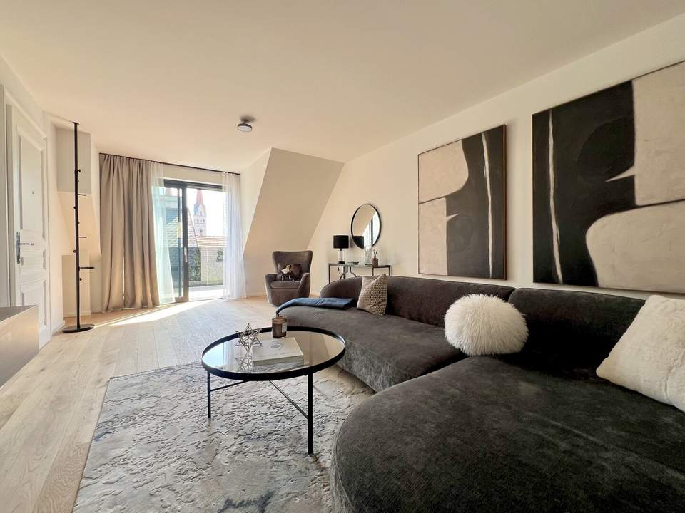 Erstbezug mit hofseitigem Balkon! Vollsanierte Jahrhundertwendeliegenschaft mit Luftwärmepumpe