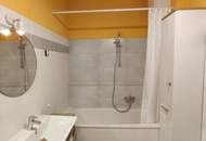 Traumhafte 3 - Zimmer - Altbauwohnung mit Loggia in Alturfahr