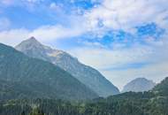 großzügige Pension in sehr guter Lage