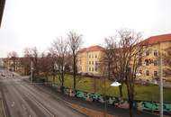 Gemütliche 1-Zimmer-Wohnung mit Balkon im Bezirk Lend
