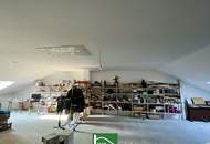 Mehrfamilienhaus mit 2 bis 4 Wohnungen (über je 90m² ), einem Büro im EG mit 3,20 Raumhöhe, voll unterkellert mit FB-Heizung und RH von 2,85 Meter. Aufstockung & Zubau möglich! - JETZT ZUSCHLAGEN