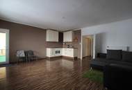 Gästehaus mit Fremdenzimmer und großem Nebengebäude in Aussichtslage von Griffen
