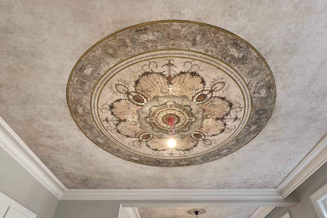 Elegantes Altbaujuwel mit Charme und Prestige (Nähe U4 PILGRAMGASSE)