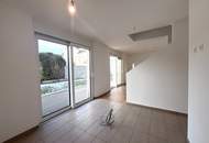 Erstbezug !! Traumhafte Doppelhaushälfte , Wohnkeller mit Garten und 2 Stellplätzen!