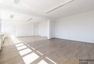 Lichtdurchflutete Bürofläche mit Schulungsraum in der Linzer Innenstadt zu vermieten!