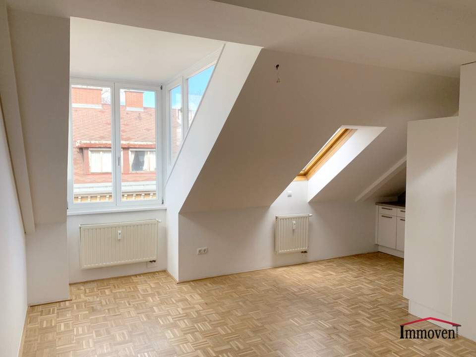 UNBEFRISTET - Moderne Dachgeschosswohnung mit Parkmöglichkeit nahe Karl-Franzens-Universität!