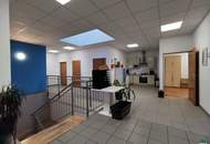 Büro mit großem Lager direkt bei der A22