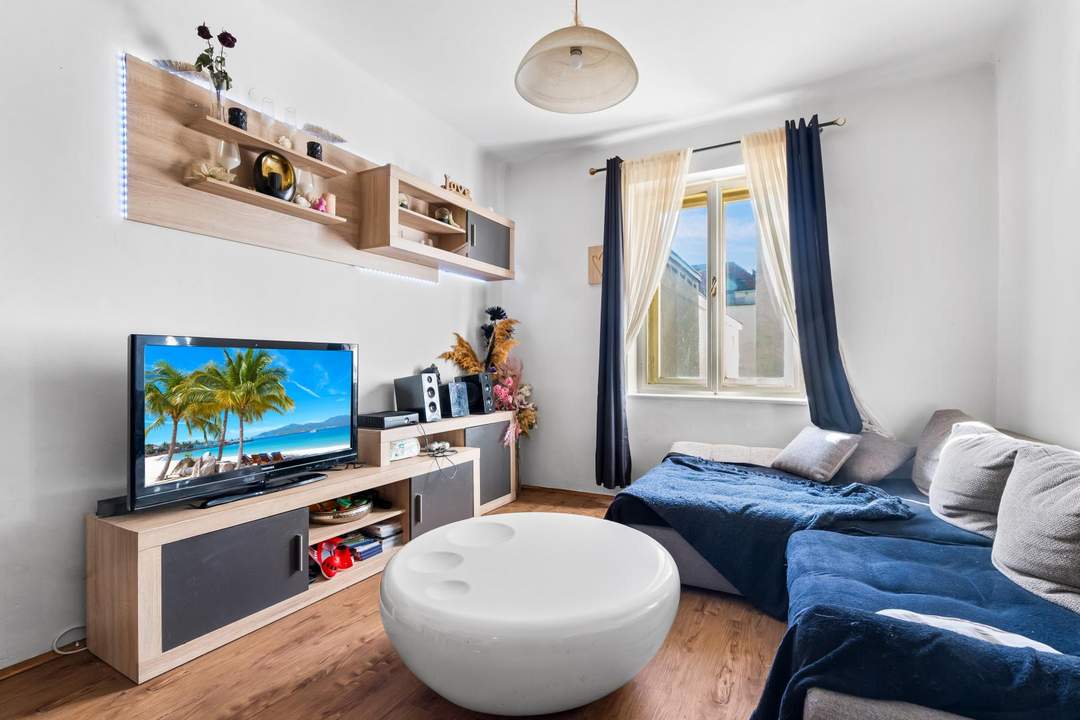 Sanierungsbedürftige 4-Zimmer-Wohnung mit viel Potenzial im Zentrum von Klagenfurt
