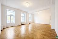 Traumhafte 5-Zimmer Altbauwohnung mit zwei Balkonen