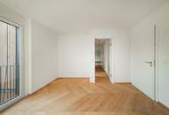 STOCK IM WEG - Elegante Familienwohnung mit Loggia und idyllischem Gartenblick