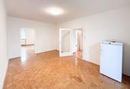 Erstbezug nach Teilsanierung! Ruhige Wohnung mit Grünblick