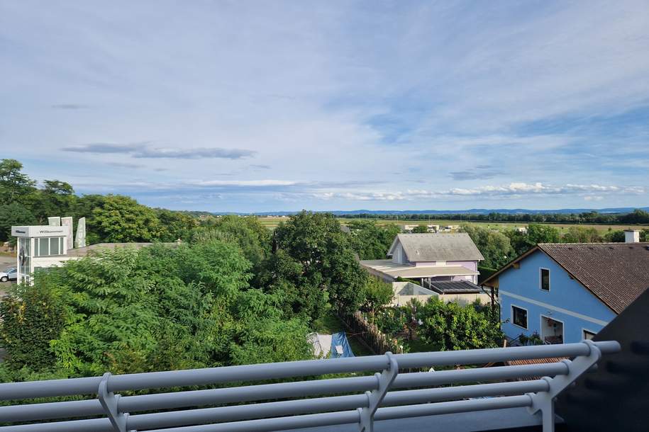 TRAUMHAFTE BALKONWOHNUNG MIT HERRLICHEM AUSBLICK UND MORGENSONNE, Wohnung-miete, 1.027,96,€, 3470 Tulln