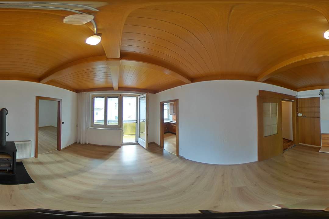 Charmante Eigentumswohnung mit Balkon im Zentrum von Schrems