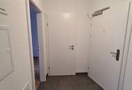 Schöne 3-Zimmer-Wohnung mit Balkon+Garagenstellplatz in der Lorystraße Nahe U3 und S-Bahn!