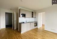 / EIGENGARTEN / 2 ZIMMER / VERFÜGBAR AB 1.07.2026 / NACH INNENHOF AUSGERICHTET