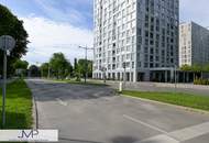 Erstbezug - Sonnige 2-Zimmer Wohnung mit Roof-Top-Pool und Blick über Skyline von Wien!
